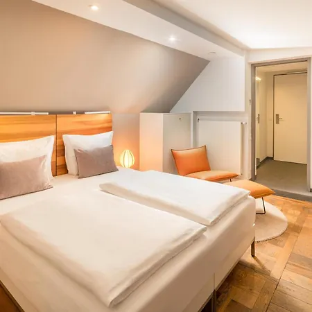 HOPPER Hotel St. Josef-3